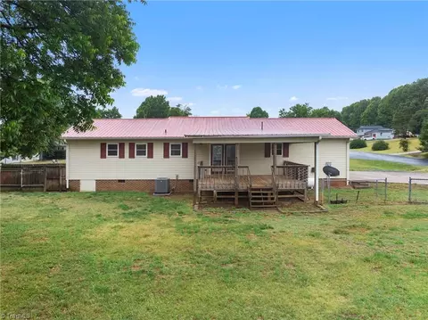 Exterior - 6754 Rosewood Dr, Trinity, NC 27370 photo 6 of 11