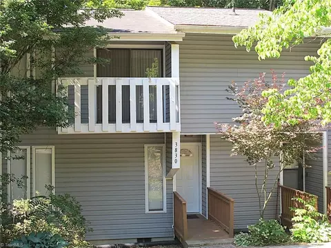 3830 Heathrow Dr #3830, Winston Salem, NC 27127
