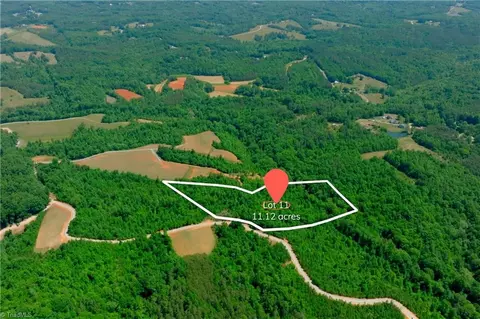 11 Roby Fulk Rd, Pinnacle, NC 27043