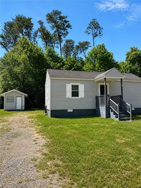 153 Django Dr, Stoneville, NC 27048