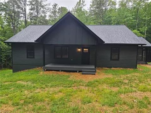 272 Baldwin Dr, Lowgap, NC 27024