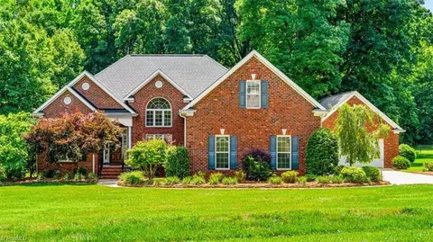 583 Carson Ridge Dr, Oak Ridge, NC 27310