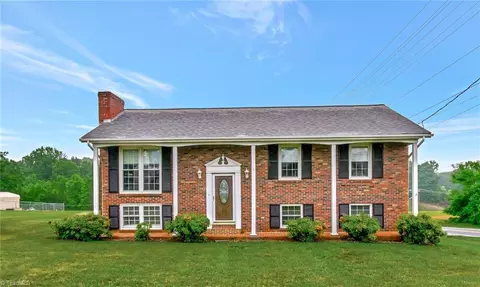 132 Sparta Rd, North Wilkesboro, NC 28659