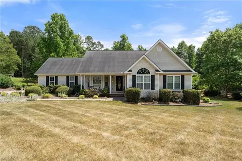 1281 Barker Dr, Randleman, NC 27317