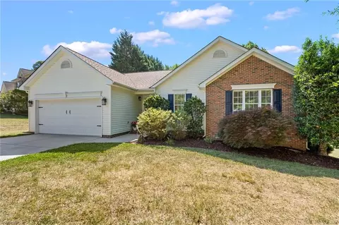 7900 Mccreedy Dr, Oak Ridge, NC 27310