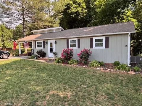 6458 S Nc Highway 801, Mocksville, NC 27028