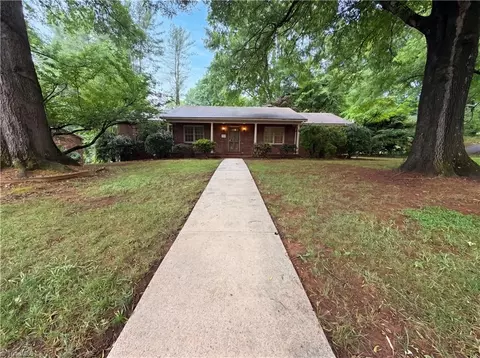 3010 Hope Valley Rd, Winston Salem, NC 27106