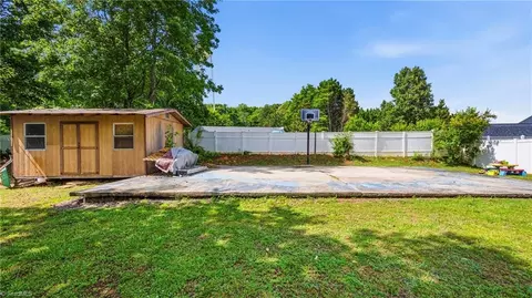 Exterior - 174 Morningside Rd, Randleman, NC 27317 photo 4 of 5