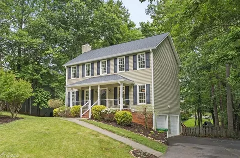 1091 Stamford Club Dr, Rural Hall, NC 27045