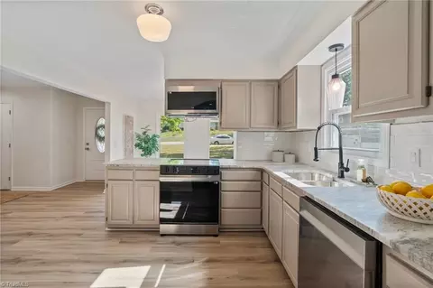 Kitchen - 119 Brandon Ln, Trinity, NC 27370 photo 2 of 2