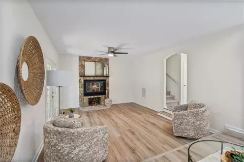 Living - 119 Brandon Ln, Trinity, NC 27370 photo 3 of 5