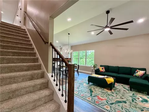Entry Way - 128 Arrowood Ln, Harmony, NC 28634 photo 3 of 3