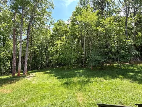Exterior - 128 Arrowood Ln, Harmony, NC 28634 photo 4 of 5