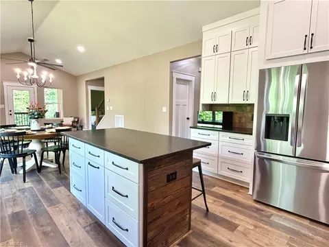 Kitchen - 128 Arrowood Ln, Harmony, NC 28634 photo 6 of 9