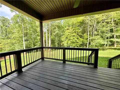Exterior - 128 Arrowood Ln, Harmony, NC 28634 photo 3 of 5