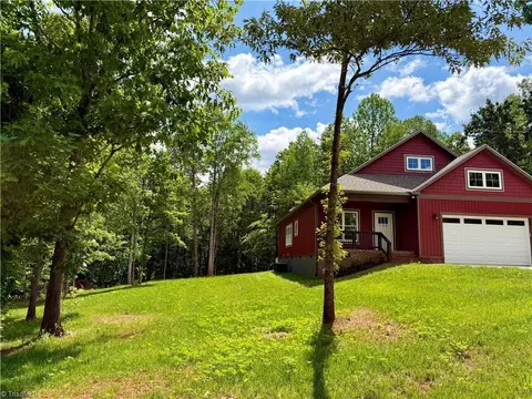 Exterior - 128 Arrowood Ln, Harmony, NC 28634 photo 5 of 5