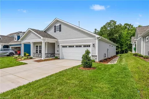 Exterior - 3425 Willowcrest St, High Point, NC 27265 photo 2 of 4