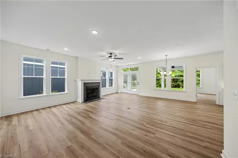 Living - 3425 Willowcrest St, High Point, NC 27265 photo 2 of 5