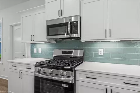 Kitchen - 3425 Willowcrest St, High Point, NC 27265 photo 2 of 4