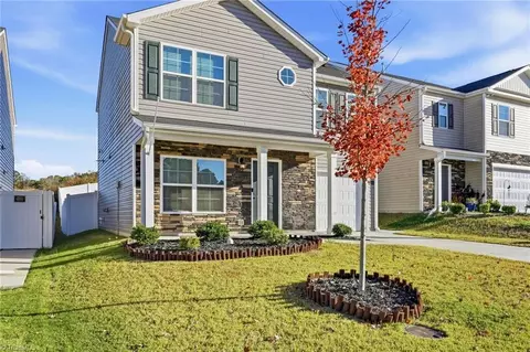 640 Joshua Tree Ln, Winston Salem, NC 27127