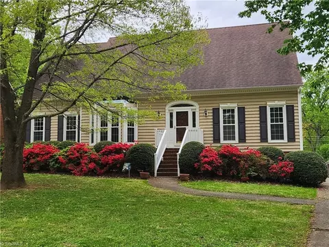 520 Barrett Rd, Winston Salem, NC 27104
