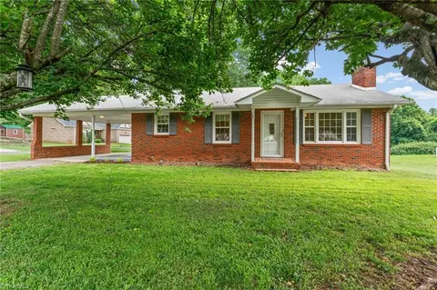 301 Milling Rd, Mocksville, NC 27028