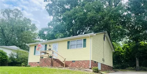 411 Kern St, Thomasville, NC 27360