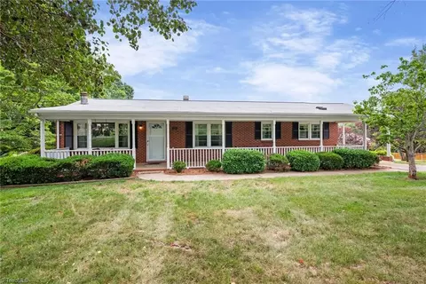 243 Farmingdale Ave, Winston Salem, NC 27107