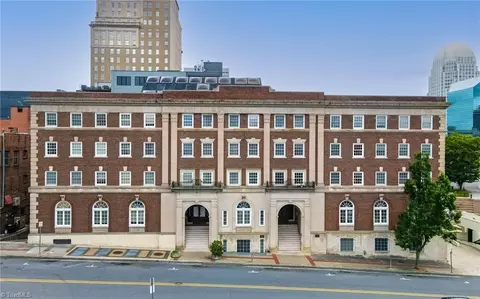 315 Spruce St N #304, Winston Salem, NC 27101