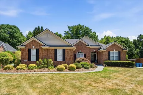 4253 Wayne Rd, Greensboro, NC 27407