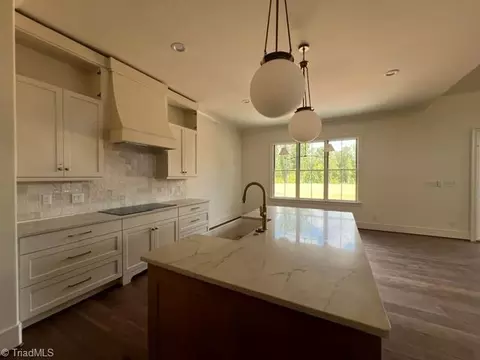 7610 Pemberley Dr, Oak Ridge, NC 27310 photo 4