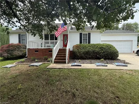 210 Saddlebred Loop, Stokesdale, NC 27357