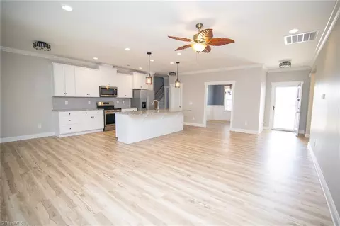 Living - 109 Silver Maple Dr, King, NC 27021 photo 4 of 5