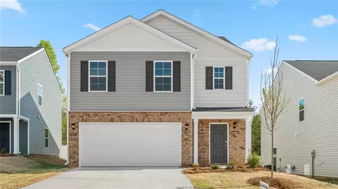 206 Beechwood Cir, Thomasville, NC 27360