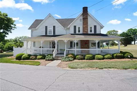 1853 Moravian Falls Rd, Wilkesboro, NC 28697