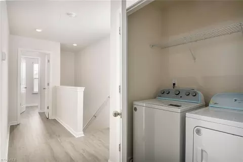 Entry Way - 5675 Carrington Ct, Trinity, NC 27370 photo 3 of 4