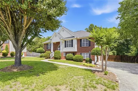 5828 Election Oak Dr, High Point, NC 27265