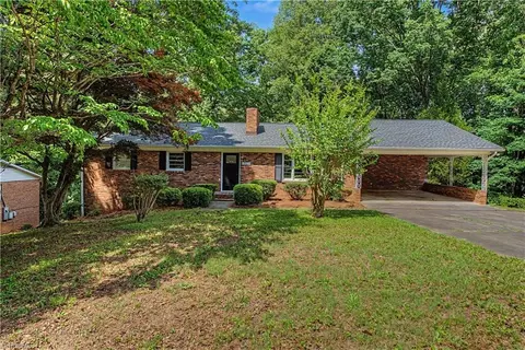 3761 Spaulding Dr, Winston Salem, NC 27105