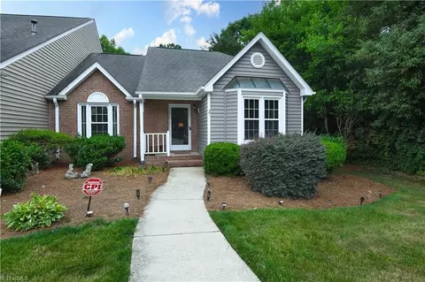 37 Cedar Branch Dr, Greensboro, NC 27407