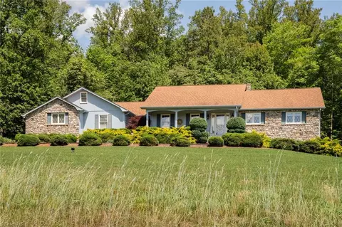Exterior - 1335 Shingle Gap Rd, Purlear, NC 28665 photo 4 of 7