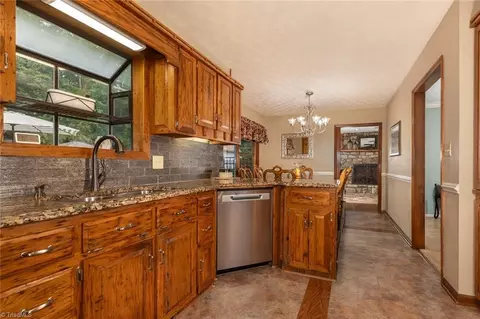 Kitchen - 1335 Shingle Gap Rd, Purlear, NC 28665 photo 2 of 6