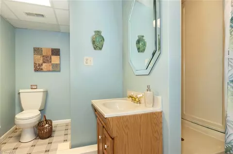 Bath - 1335 Shingle Gap Rd, Purlear, NC 28665 photo 5 of 6