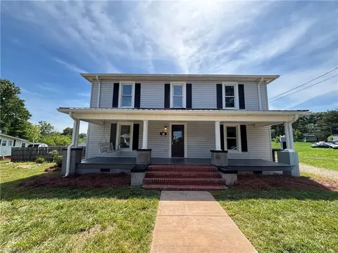 211 Bridge St, Eden, NC 27288