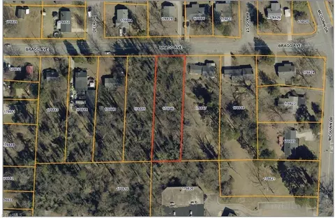 1414 Bragg Ave, High Point, NC 27265