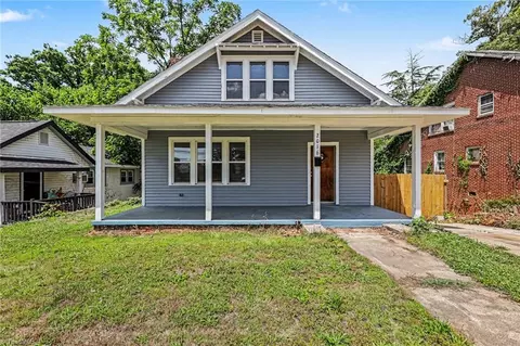 2016 Cherry St, Winston Salem, NC 27105