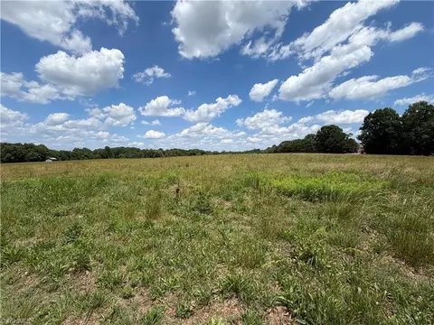 0 Squire Davis Rd, Kernersville, NC 27284