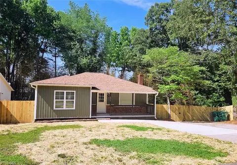 1915 Blain St, High Point, NC 27262