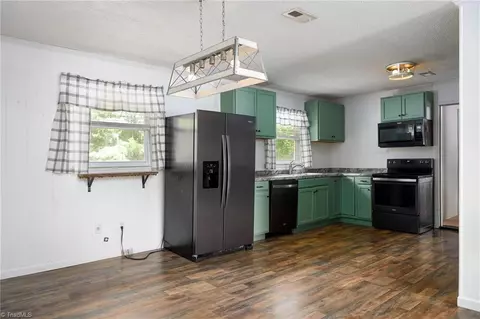 Kitchen - 4950 Fairview Ct, Trinity, NC 27370 photo 1 of 3