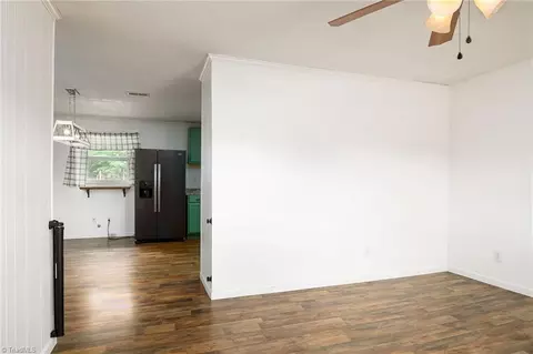 Living - 4950 Fairview Ct, Trinity, NC 27370 photo 3 of 4