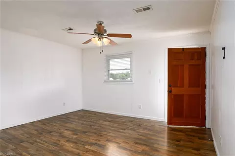 Living - 4950 Fairview Ct, Trinity, NC 27370 photo 1 of 4